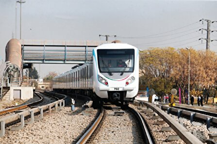سوت قطار ملی در گوش آلودگی هوای تهران
