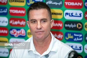 پاسخ اوسمار به شایعه جادوگری: من کاتولیک هستم/ با قدم‌هایم زمین را اندازه می‌گیرم