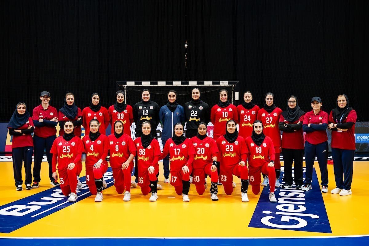 تیم هندبال زنان ایران برابر اروگوئه شکست خورد
