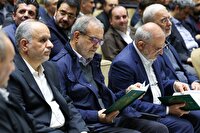 حضور پزشکیان در مراسم ختم خانواده سقاب اصفهانی