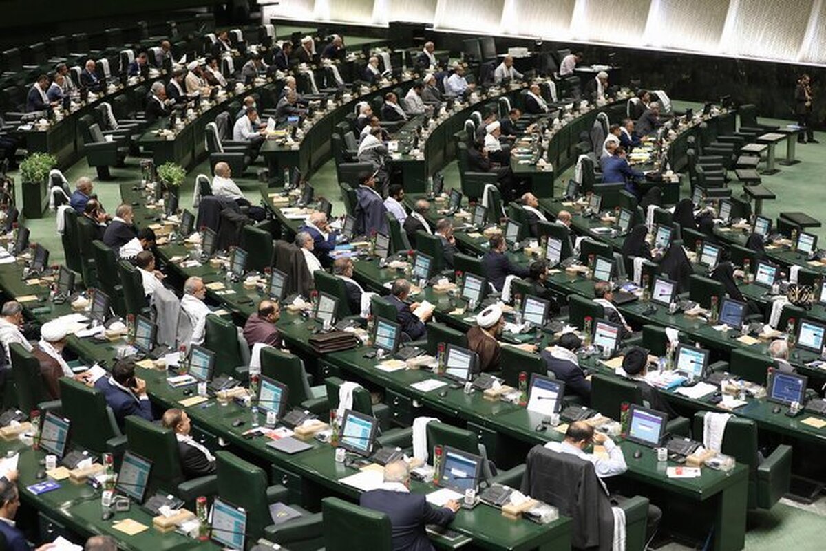 تذکرات شفاهی نمایندگان؛ از اتهام به رئیس قوه قضائیه تا انتقاد از فرمانده سپاه تهران