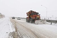 جاده کندوان برفی و لغزنده است