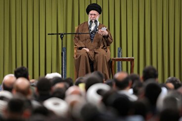 رهبر انقلاب: مداحی به یک پدیده مهم و عنصر اثرگذار تبدیل شده است، باید عوامل اثرگذار را تقویت کرد