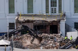 شکایت نهاد زیر نظر کنگره آمریکا از ترامپ به دلیل تخریب بخشی از کاخ سفید