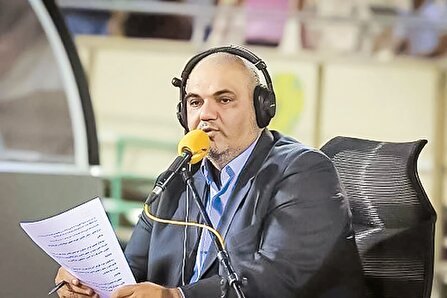 پرگویی آفت است کم‌گوی و گزیده 