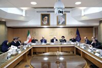 نمی‌توان از مزایای دیجیتالی کردن نسخ خطی استفاده نکرد