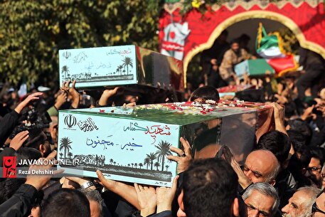مراسم تشییع پیکر‌های ۱۰۰ شهید گمنام دوران دفاع مقدس -۲