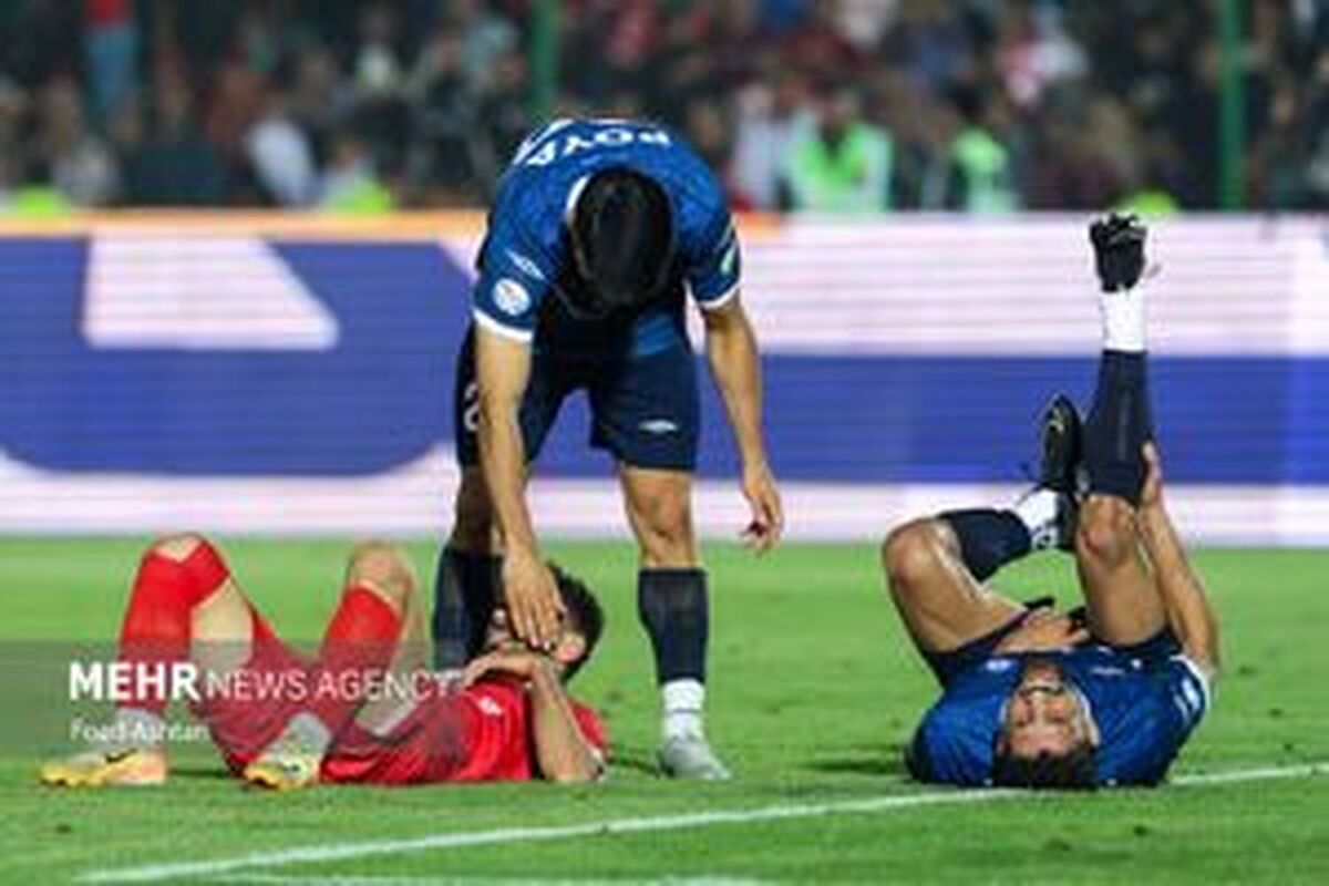 فشردگی تقویم فوتبال ایران و چالش‌های تراکتور و استقلال