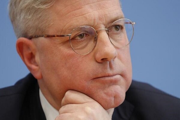 عضو پارلمان آلمان: اتحادیه اروپا دیگر نمی‌تواند به آمریکا اعتماد کند