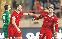 پرسپولیس فعلاً صدرنشین شد