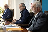 تاکید رئیس‌جمهور بر تلاش برای تغییر جدی سوخت خودرو‌های عمومی و خصوصی