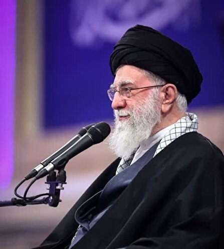 چهل روز بی‌صدای آن صدای استوار