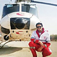 امدادگری که در دل آوار، زندگی هدیه داد