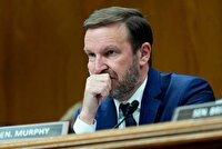 سناتور آمریکایی تصمیم ترامپ برای محاصره تنگه هرمز را احمقانه خواند