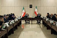 عارف: تیم مذاکره‌کننده با شجاعت و تدبیر از منافع ملی دفاع می‌کند