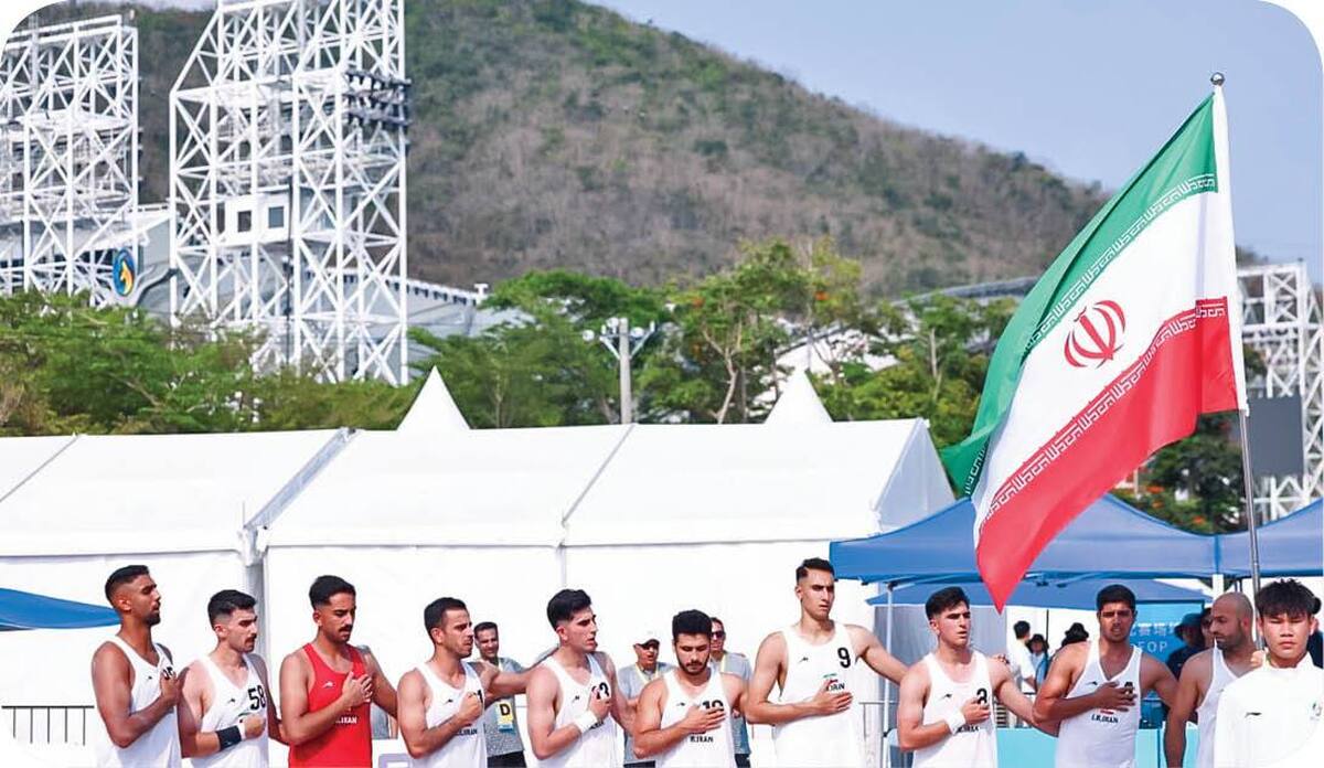 هندبال با برد شروع کرد