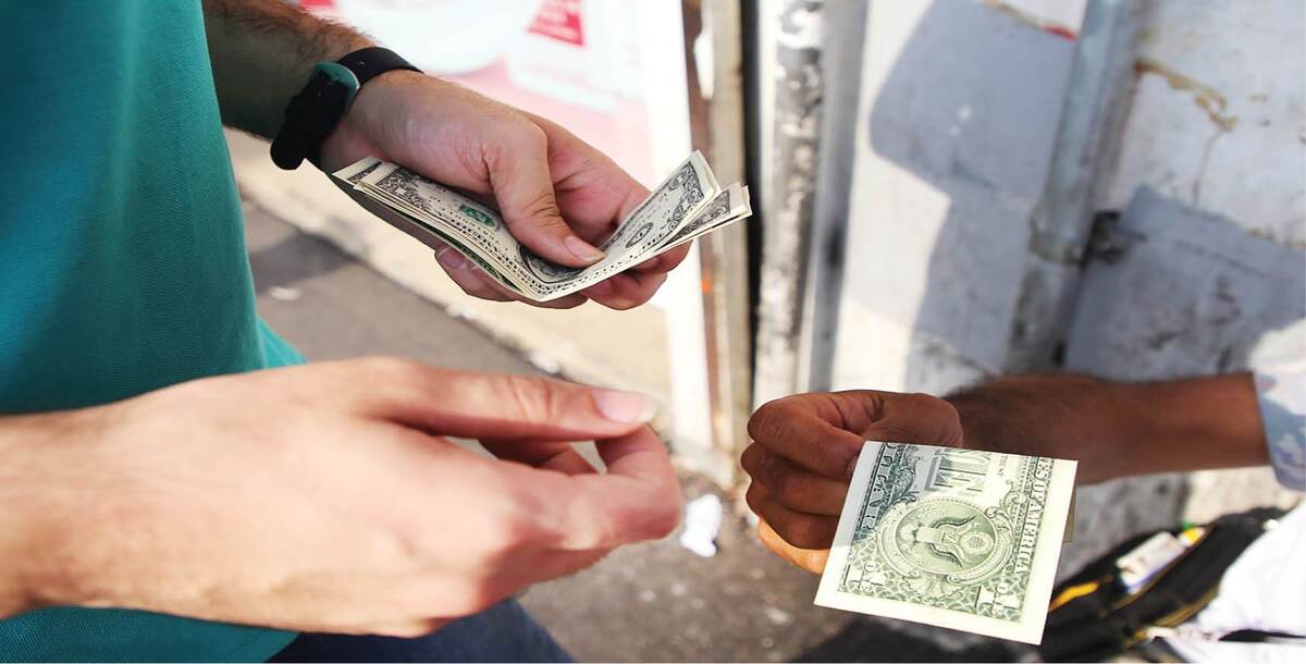 پشت&zwnj;پرده ارزان&zwnj;فروشی دلار در تهران