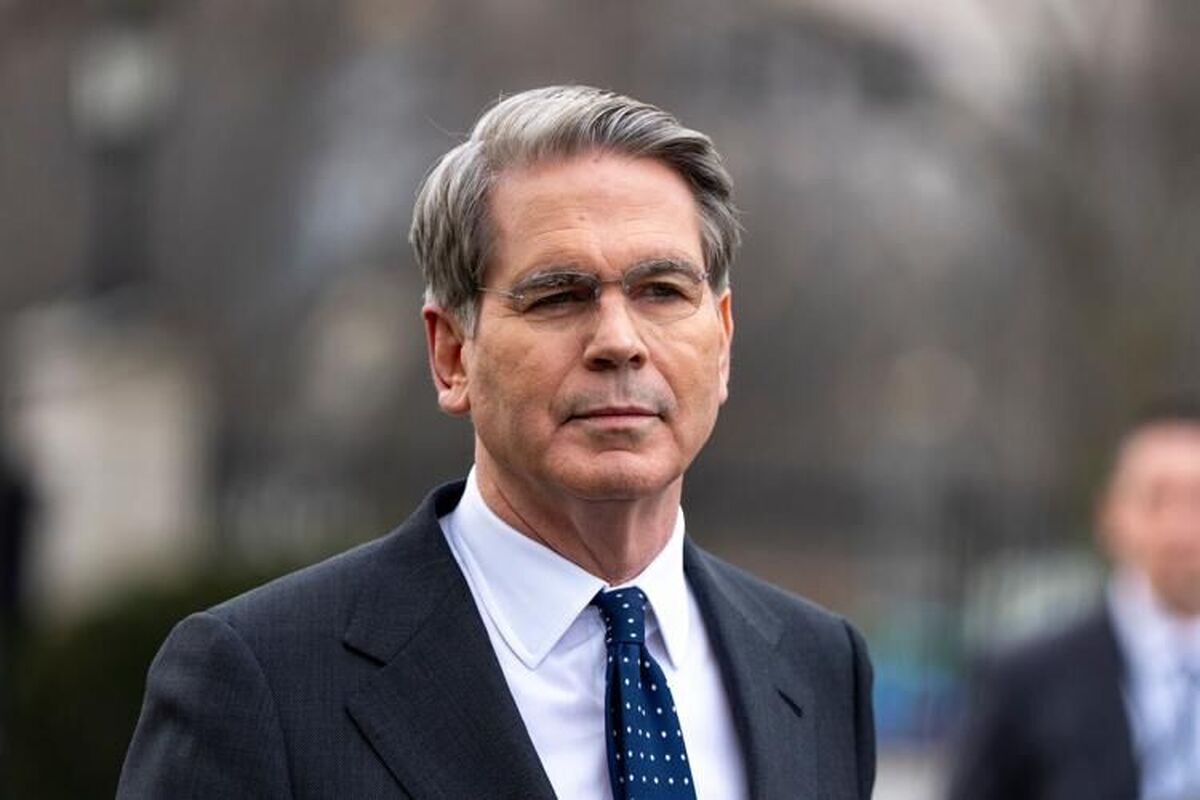 آمریکا معافیت&zwnj;های نفتی ایران و روسیه را تمدید کرد