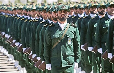 مدال پیروزی در ۳ جنگ بر سینه دارید 