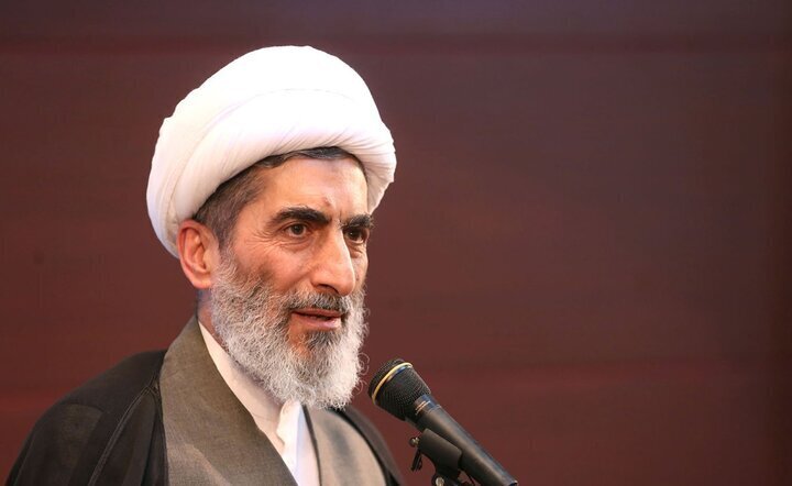 هیچ عذر و بهانه‌ای برای خیانت به وطن پذیرفته نمی‌شود