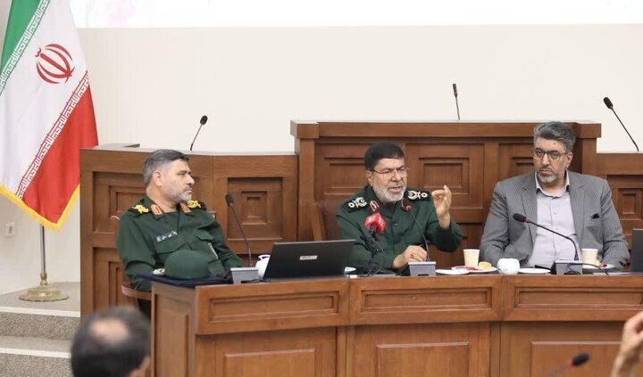 سردار شریف: سرمایه اصلی انقلاب، اعتماد مردم و باور به توان داخلی است