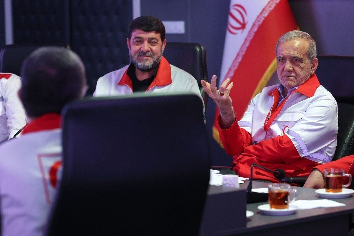 رئیس&zwnj;جمهور: هلال&zwnj;احمر می&zwnj;تواند حلقه اتصال سلایق مختلف اجتماعی باشد