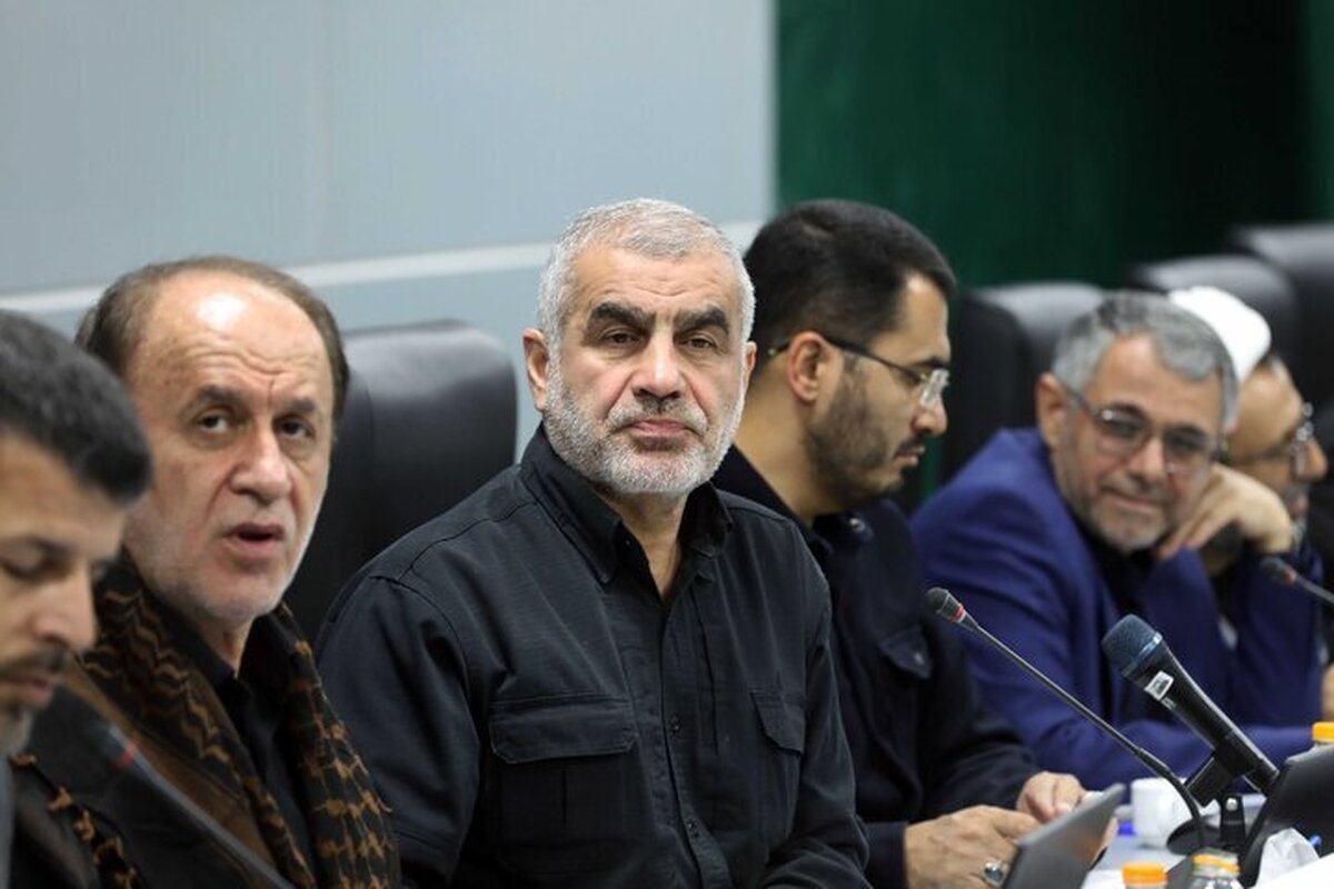 نیکزاد: دشمن به دنبال افزایش فشار اقتصادی است/ باید قوی&zwnj;تر شویم