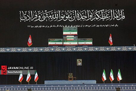 آیین وداع مردم با پیکر مطهر رهبر شهید انقلاب -۳