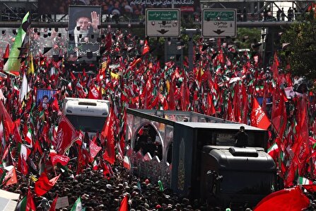 تشییع میلیونی رهبر شهید انقلاب اسلامی