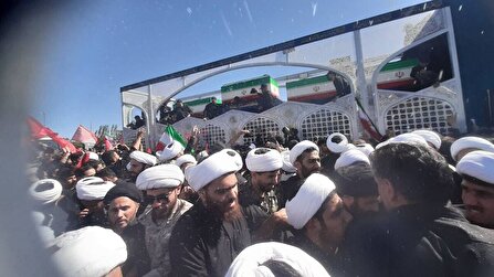 تشییع پیکر مطهر رهبر شهید انقلاب در مشهد آغاز شد
