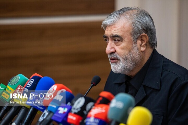 عزیزی: نیازمند روشنگری و پیگیری حقوقی علیه کارنامه سیاه آمریکایی‌ها هستیم