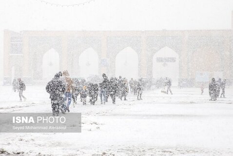 بارش اولین برف زمستانی مشهد