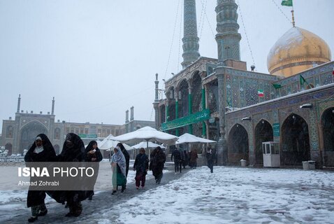 بارش نخستین برف زمستانی در قم