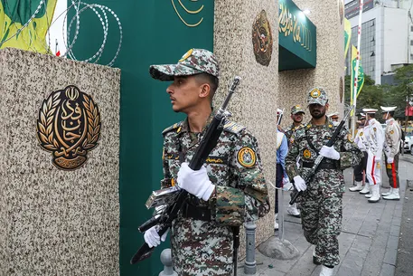 افتتاح پایگاه آموزش نظامی جان‌فدا در میدان هفت تیر تهران