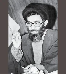 این همان کسی است که می‌خواهد «خمینی مشهد» شود!