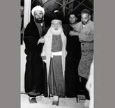 چرا شاه یک بهایی را پزشک مخصوص خود کرده است؟