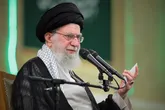 رهبر انقلاب: به کوری چشم دشمنان ایران عزیز بیش از این پیشرفت خواهد کرد