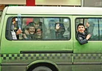 والدین با تخلف سرویس مدارس چه کنند؟ / از هزینه اضافه تا معطلی دانش‌آموز