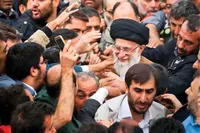 او «قدرت مهربان» داشت که حاصل عقل و عرفان بود