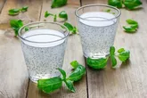 چه نوشیدنی‌هایی برای رفع عطش در ماه رمضان مناسب هستند؟