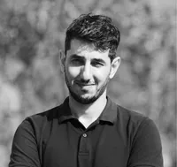 رتبه ۳ آزمون دکترا در امتحان شهادت قبول شد 