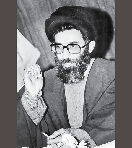 این همان کسی است که می‌خواهد «خمینی مشهد» شود!