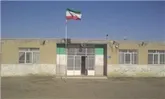 دانش‌آموزان بافقی میز و صندلی‌های شکسته مدارس را بازسازی کردند