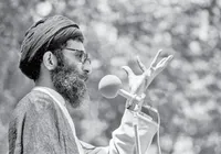 به مسافران قطار گفتم همراهانم مأمورند، من در بازداشت آنها هستم!