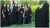 دختر جامعه‌ساز است