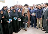 او در سکوت میان کلمات فریاد‌های پنهان را می‌شنید