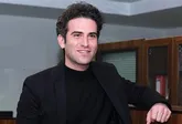هوتن شکیبا با «آرزو‌های کوچک» همراه شد