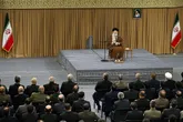 رهبر انقلاب: ابتکار و پیشرفت حد یقف ندارد، روی نوآوری باید متمرکز شوید