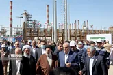 در ساخت پالایشگاه نفت و گاز خودکفا هستیم