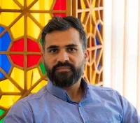 ادبیات قدیم را ساده‌سازی نکنیم مسیر اتصال را برای نسل جوان ساده کنیم